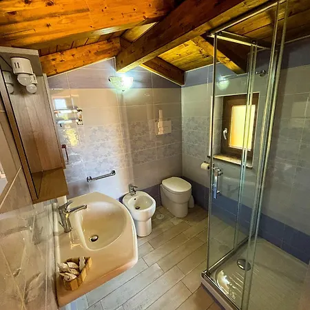 Tramonti D'Oro Bed & Breakfast Caprioli Exterior photo